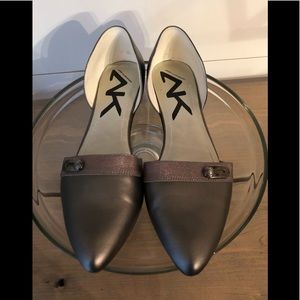 Anne Klein Sport Sz 8.5 Silver Stiletto Flats